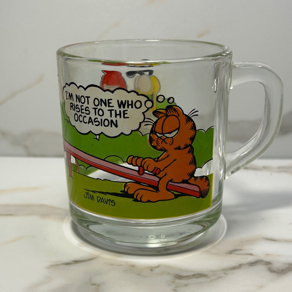 Vintage 1980 McDonald's Garfield Glass Mug Rises to the Occasion Jim Davis